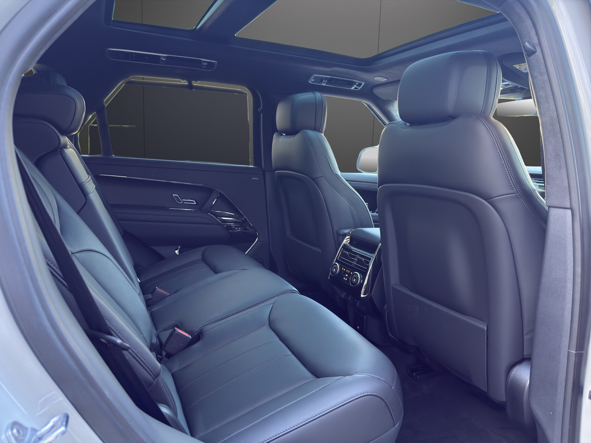 LAND ROVER Range Rover Sport P550e 3.0 Si6 PHEV Autobiography Automatic-image-8