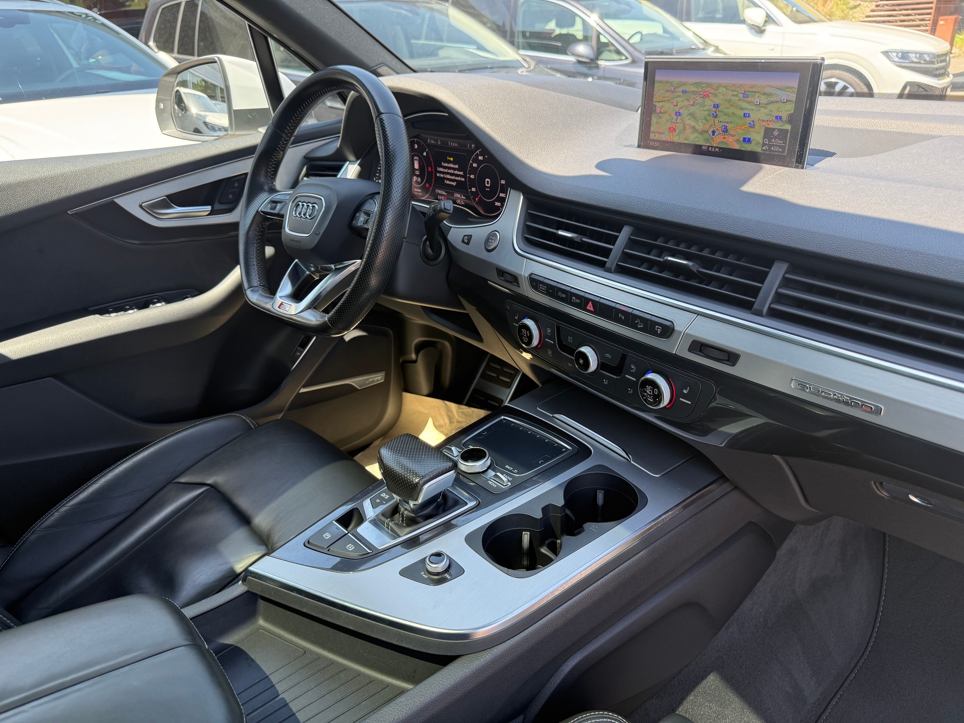 AUDI Q7 3.0 TDI quattro tiptronic-image-19