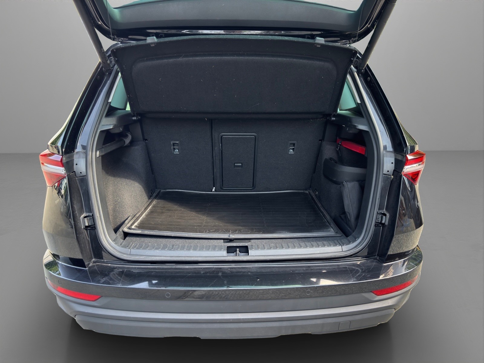 SKODA Karoq 2.0 TDI CR Style 4x4 DSG-image-11