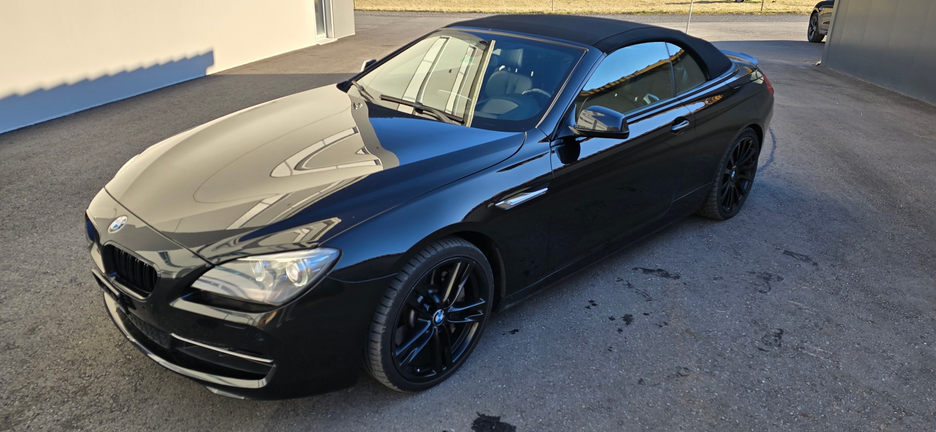 BMW 650i Cabrio-image-0