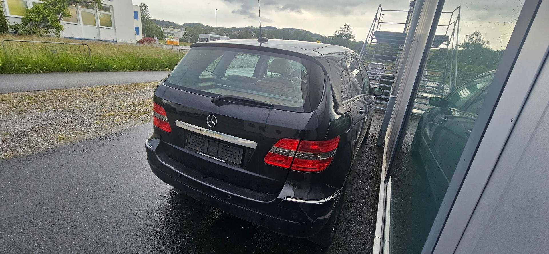 MERCEDES-BENZ B 200-image-5