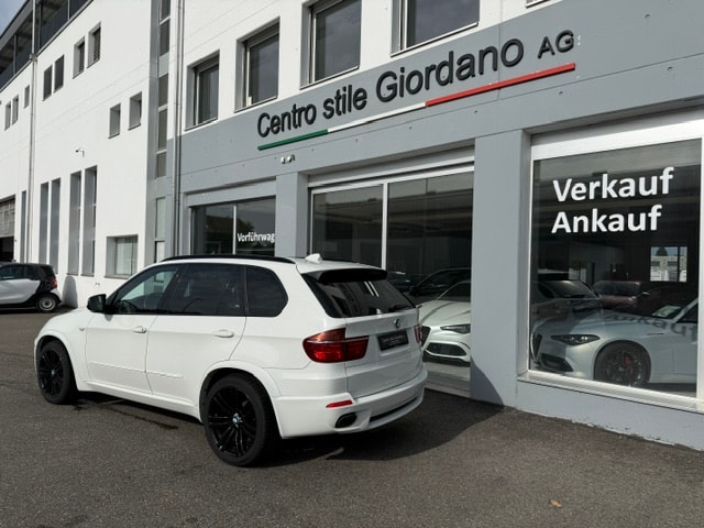 BMW X5 xDrive 40d Steptronic-image-2