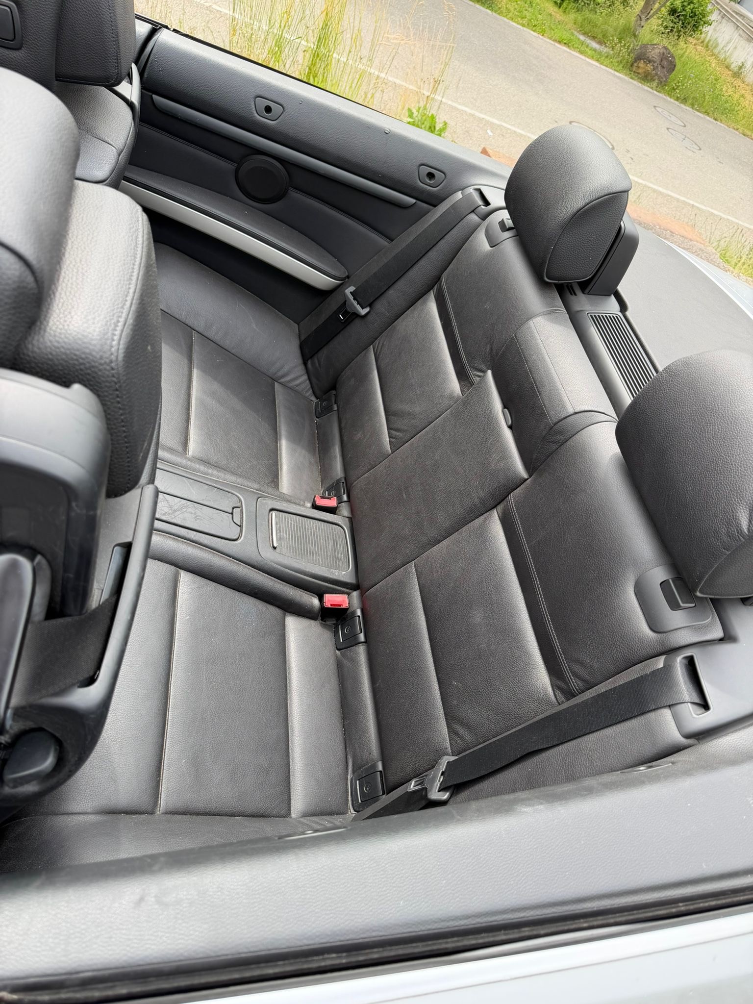 BMW 325i Cabriolet Steptronic-image-13