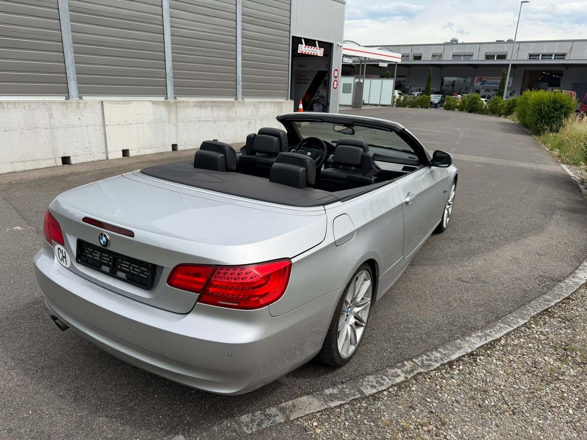 BMW 325i Cabriolet Steptronic-image-7