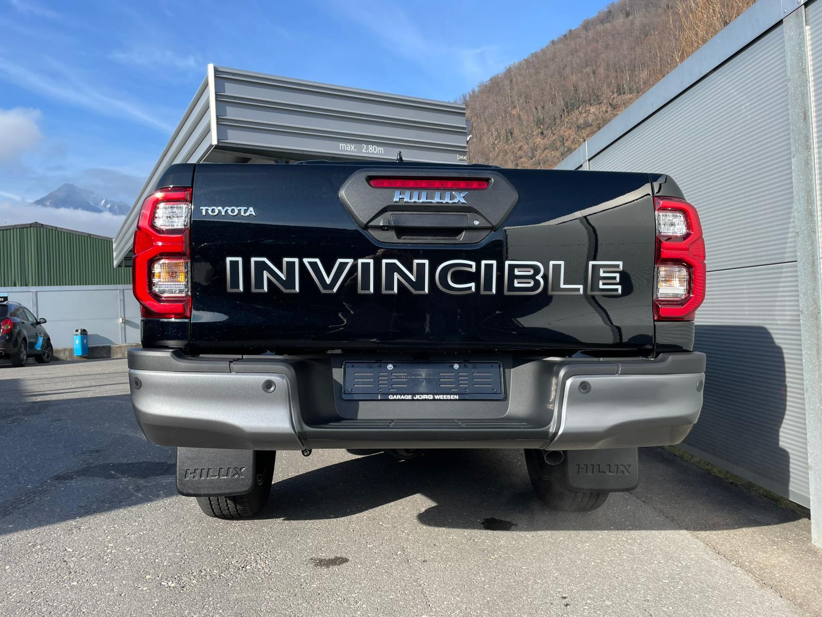 TOYOTA Hilux Double Cab.-Pick-up 2.8 D-4D 204 Invincible MHEV-image-4