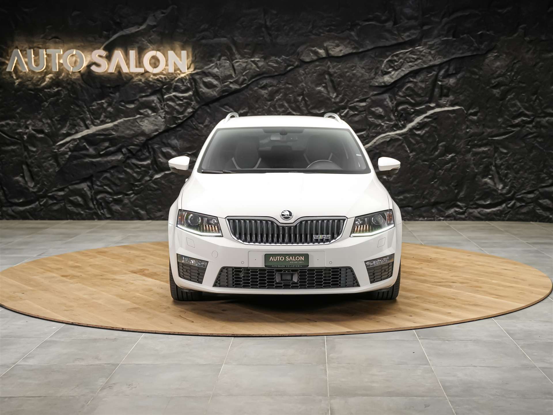SKODA Octavia Combi 2.0 TDI RS DSG *Abstandsregler* El. Sitze mit Memory* Sitzheizung*-image-6