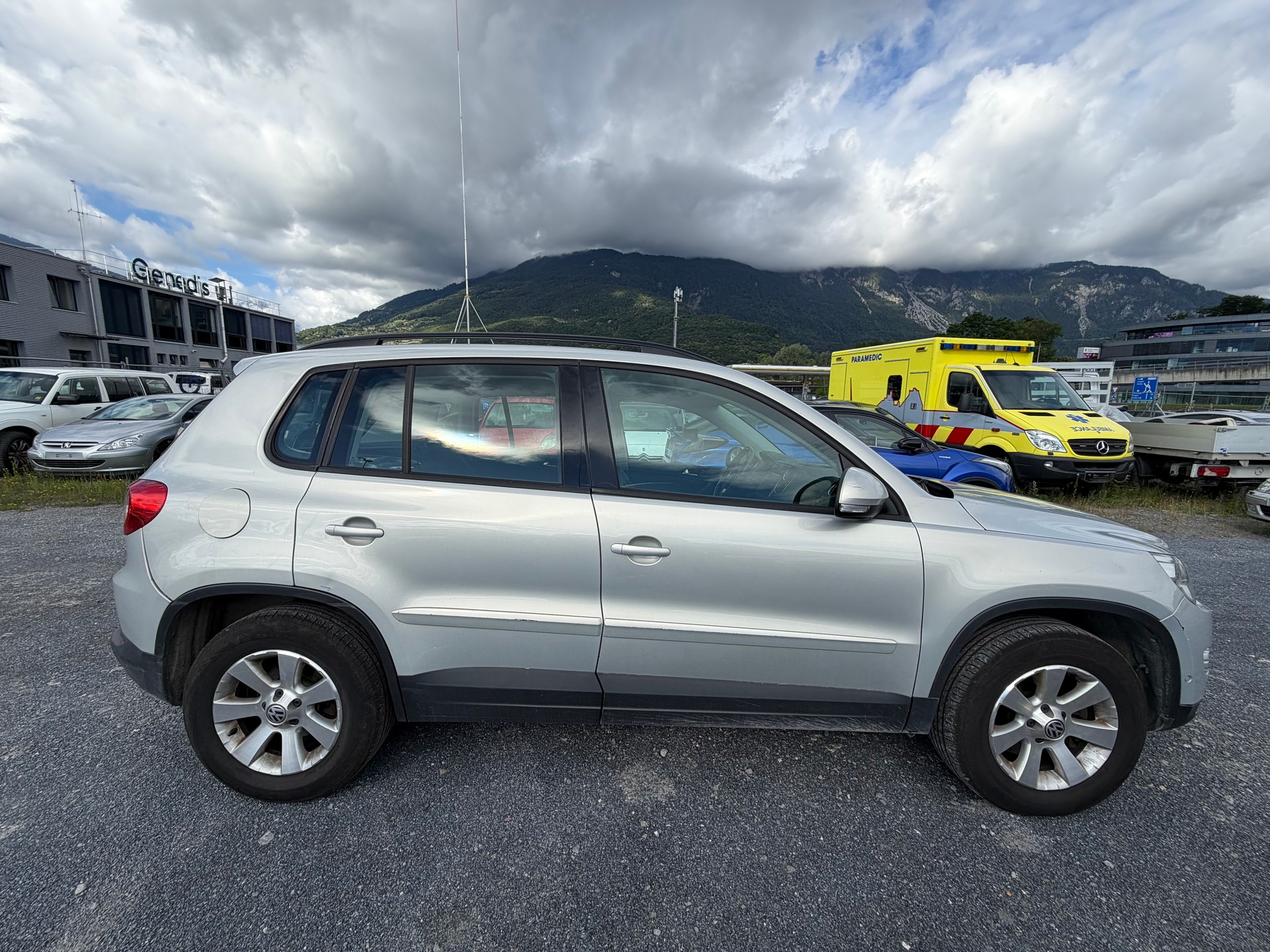 VW Tiguan 2.0 TDI Track&Field Tiptronic-image-4