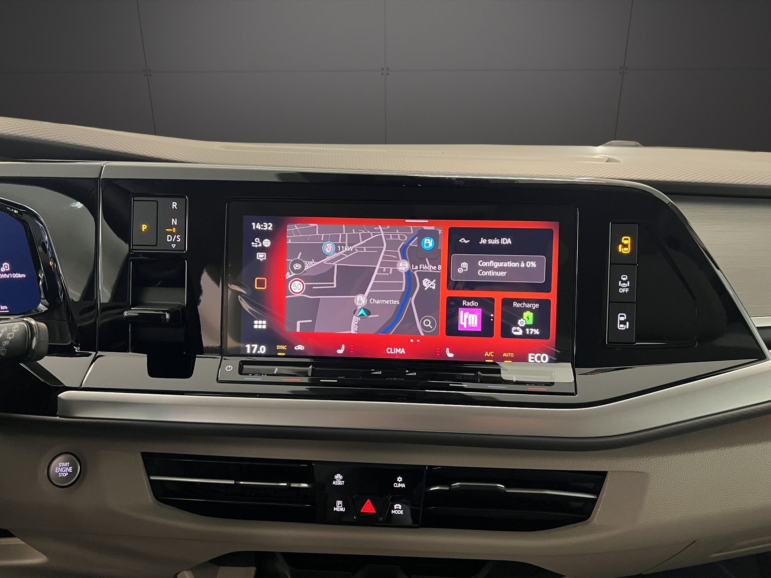 VW Multivan 1.5 eHybrid Life Edition 4Motion DSG-image-10