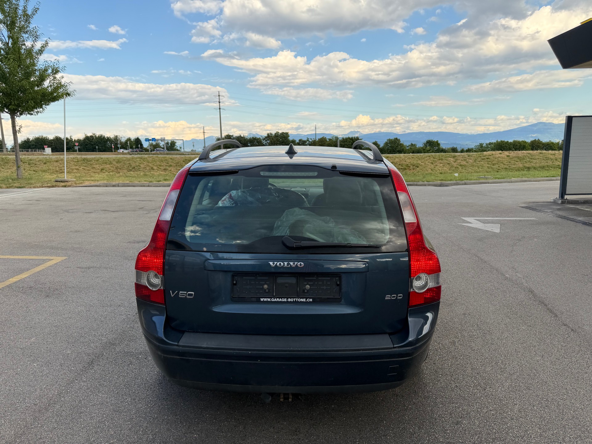 VOLVO V50 2.0D Summum-image-6