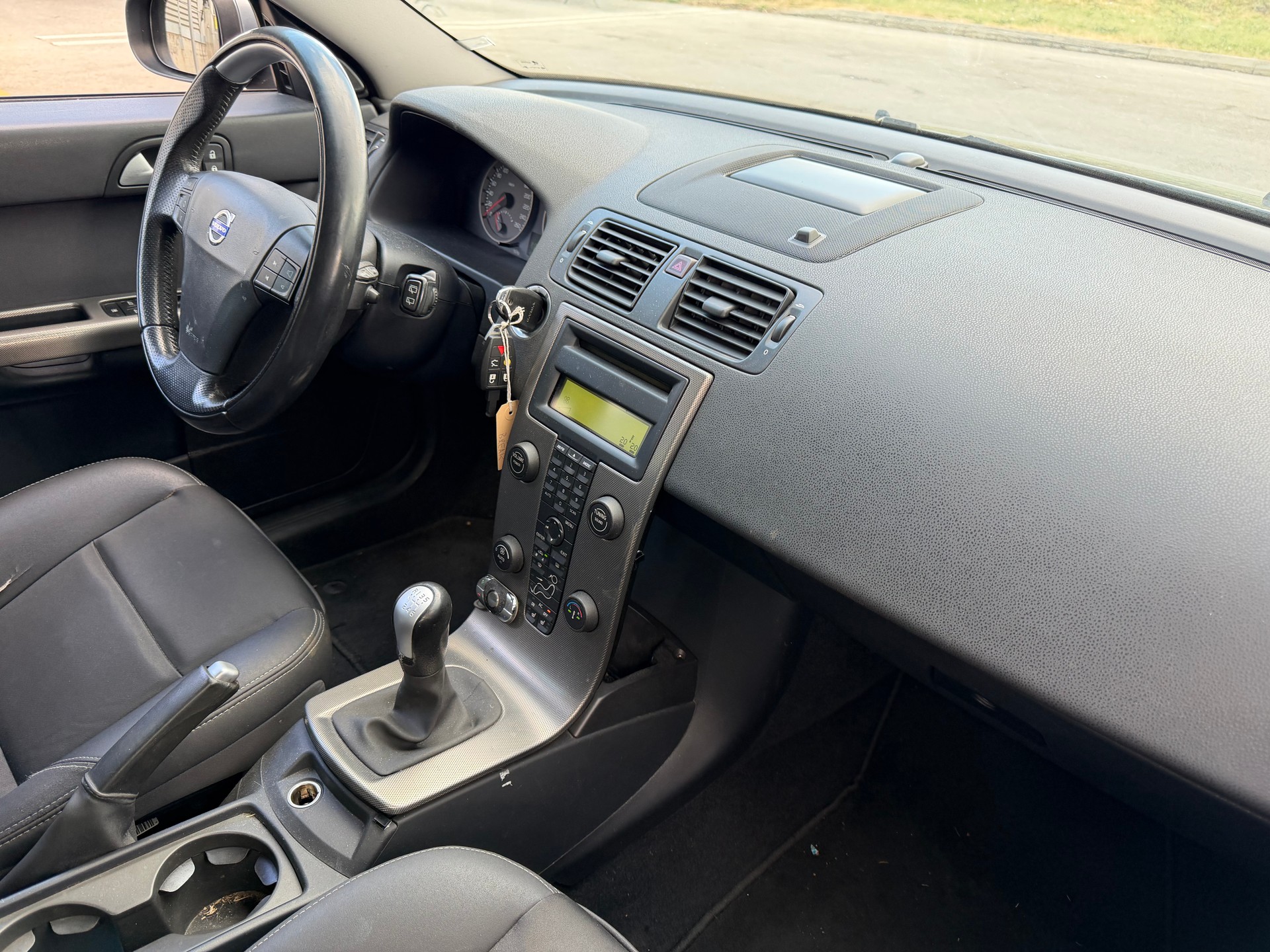 VOLVO V50 2.0D Summum-image-4