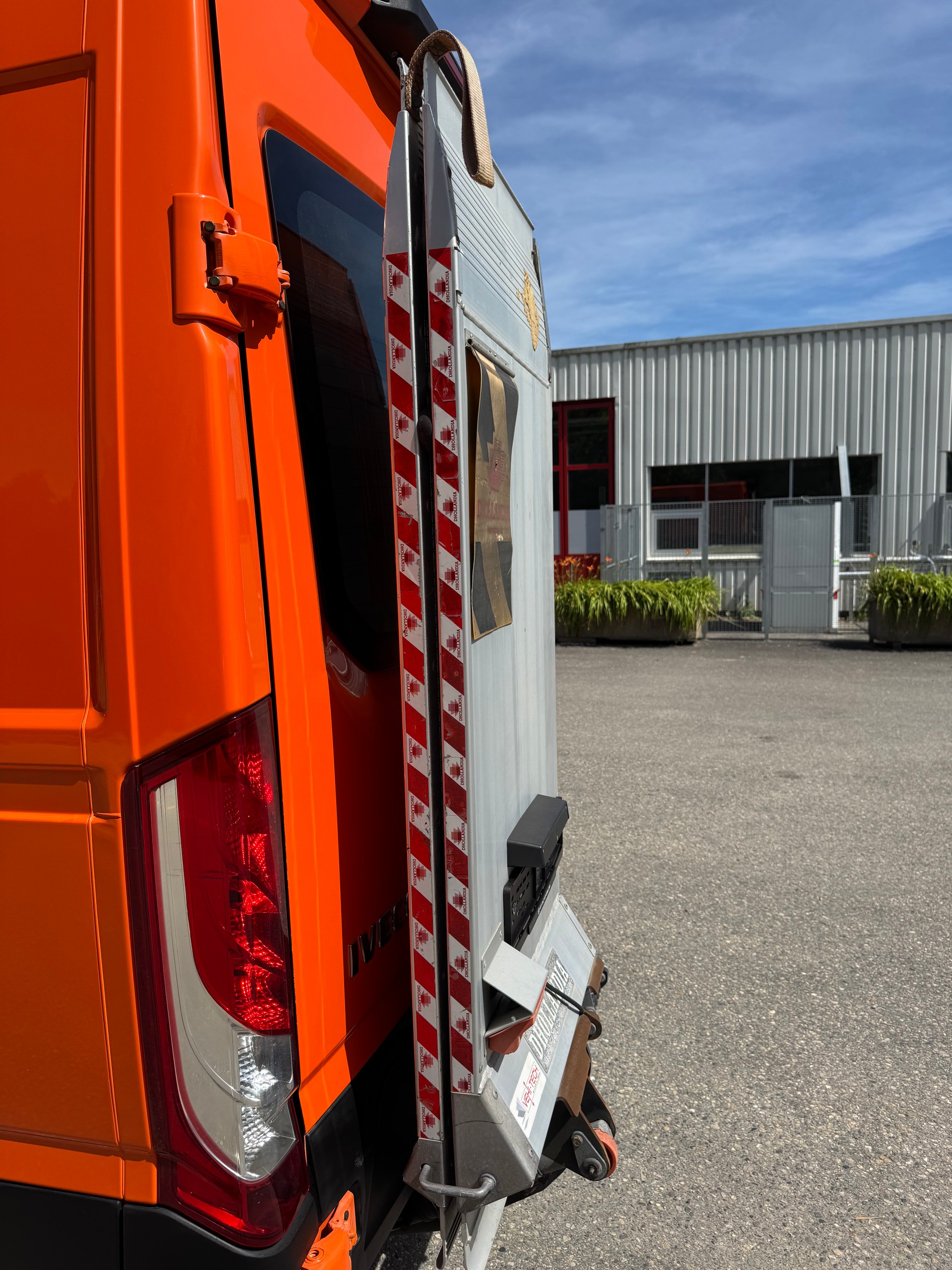 IVECO 35 C 15 V-image-7