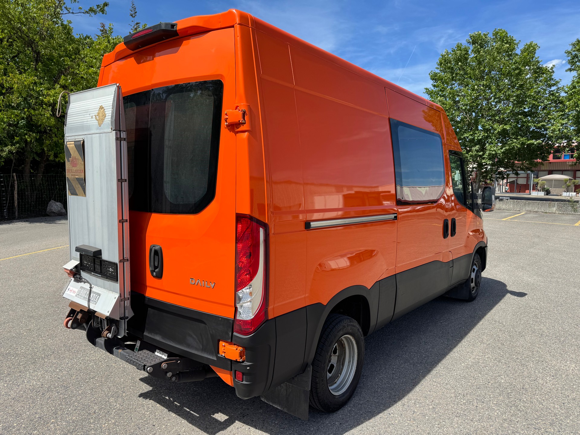 IVECO 35 C 15 V-image-6