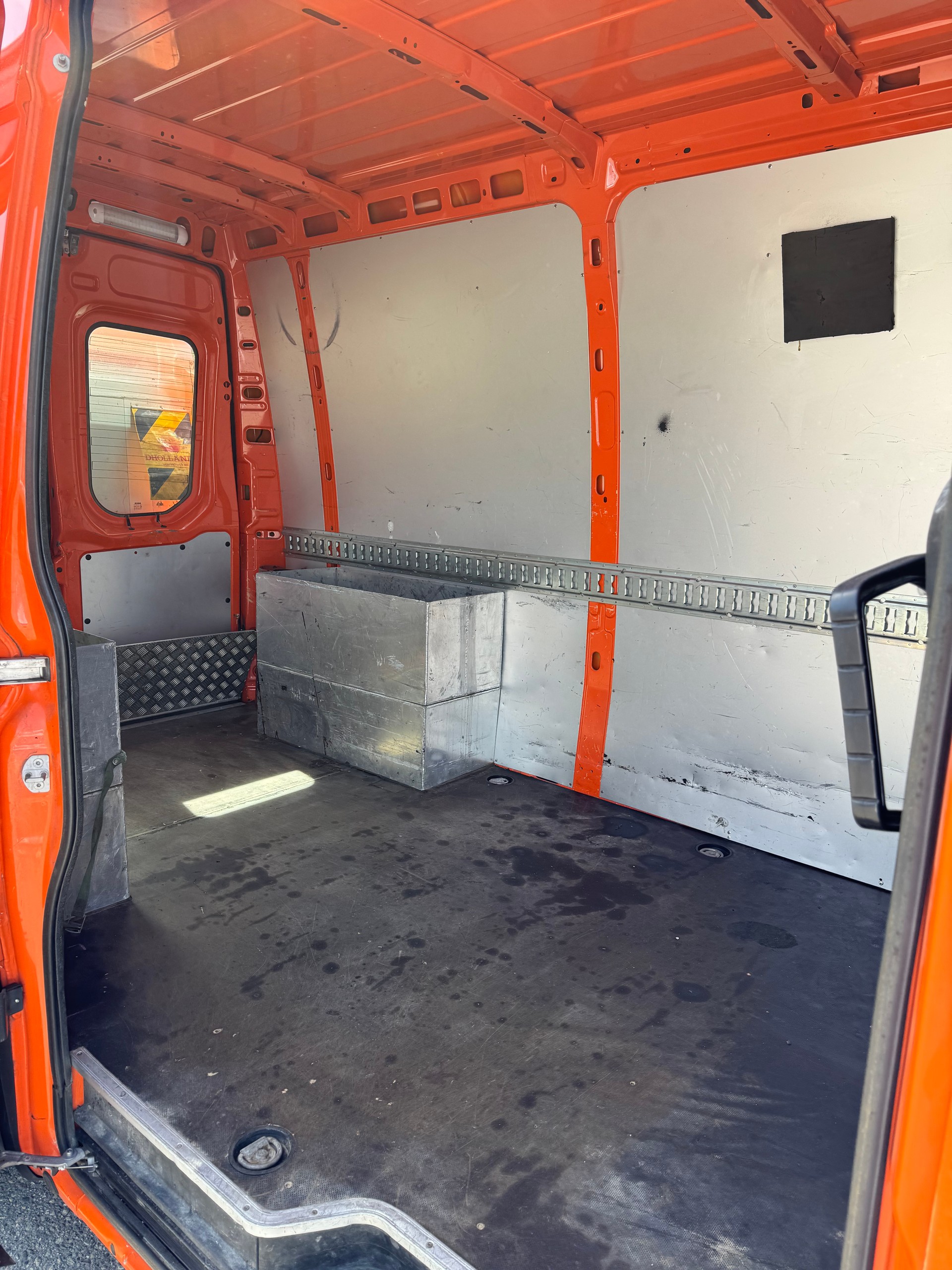 IVECO 35 C 15 V-image-8