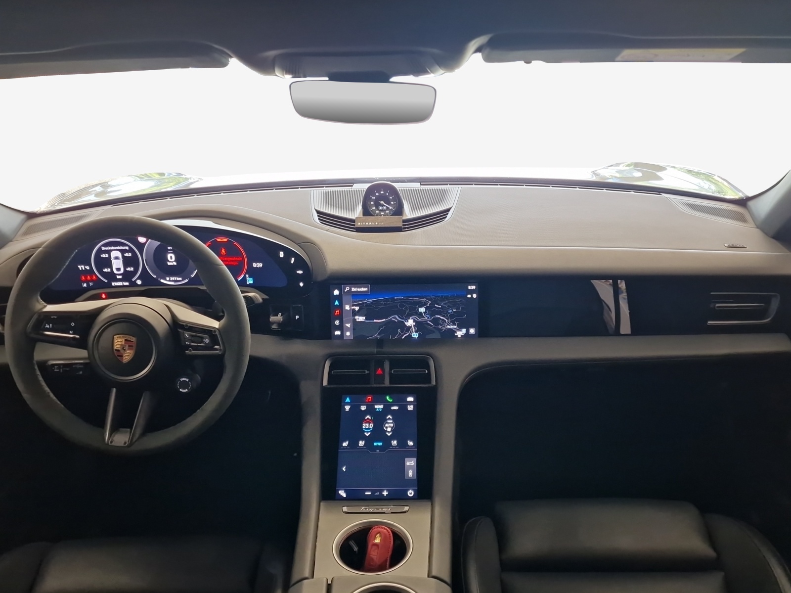 PORSCHE Taycan 104kWh-image-22