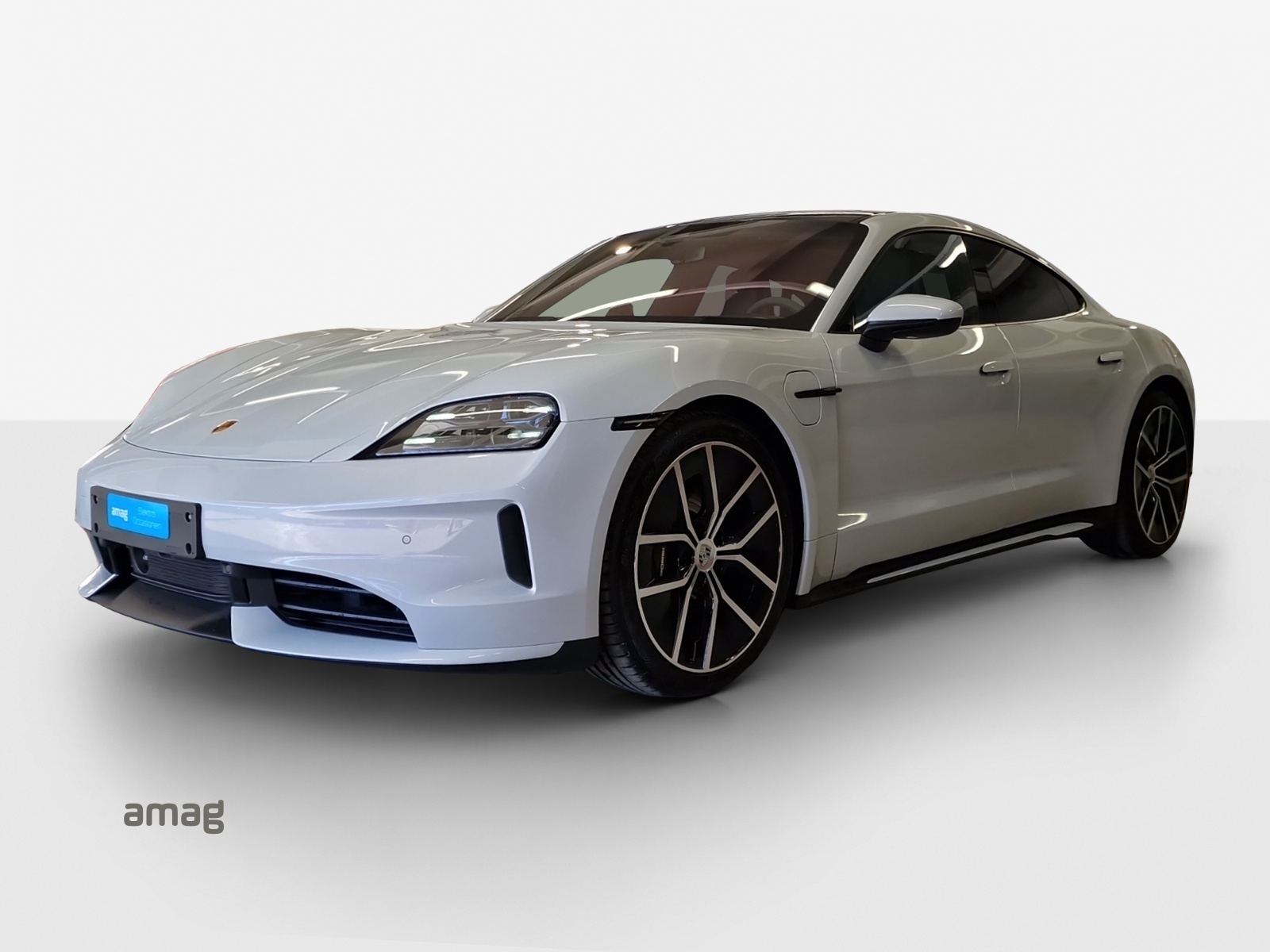 PORSCHE Taycan 104kWh-image-8