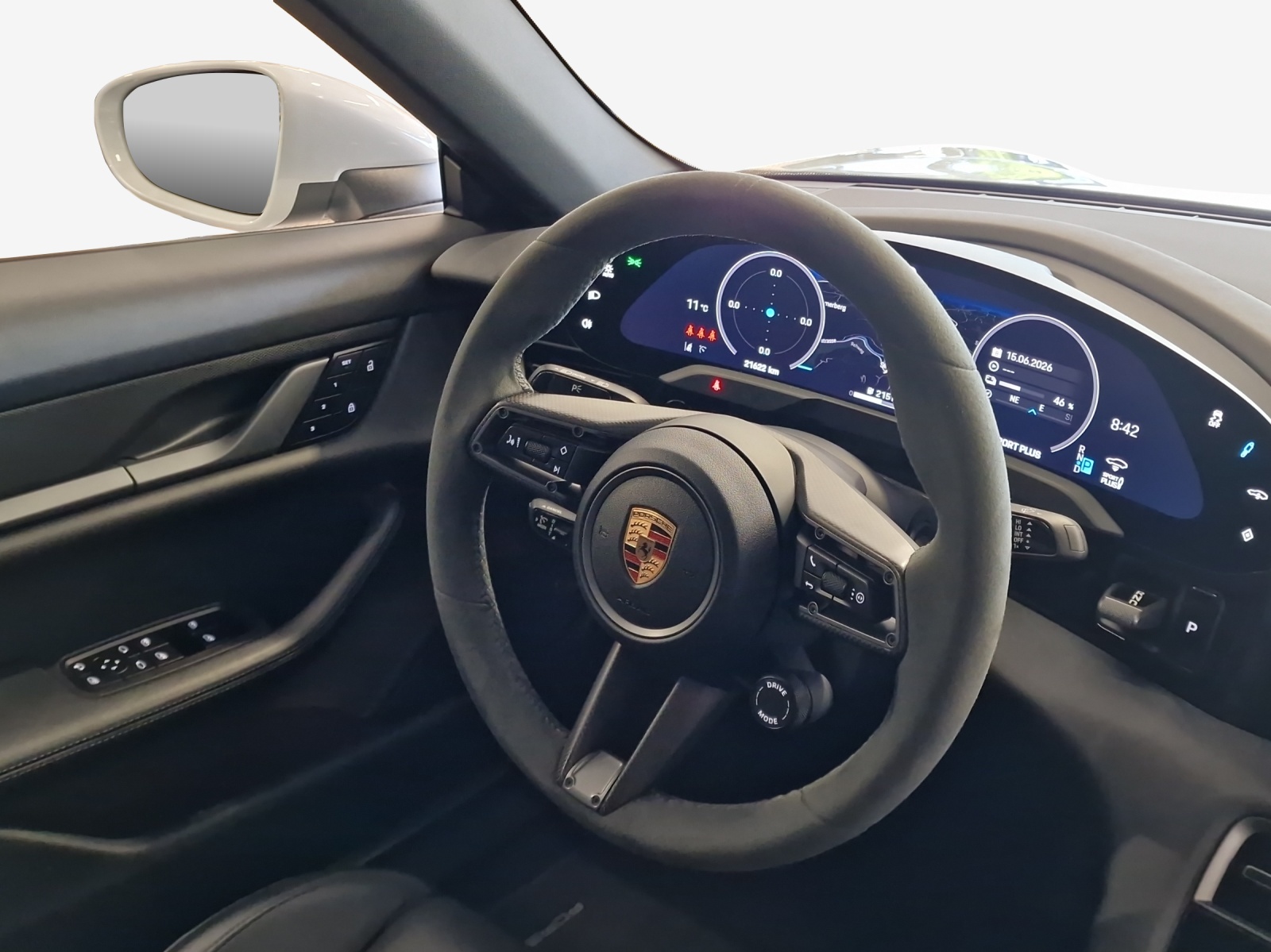 PORSCHE Taycan 104kWh-image-23