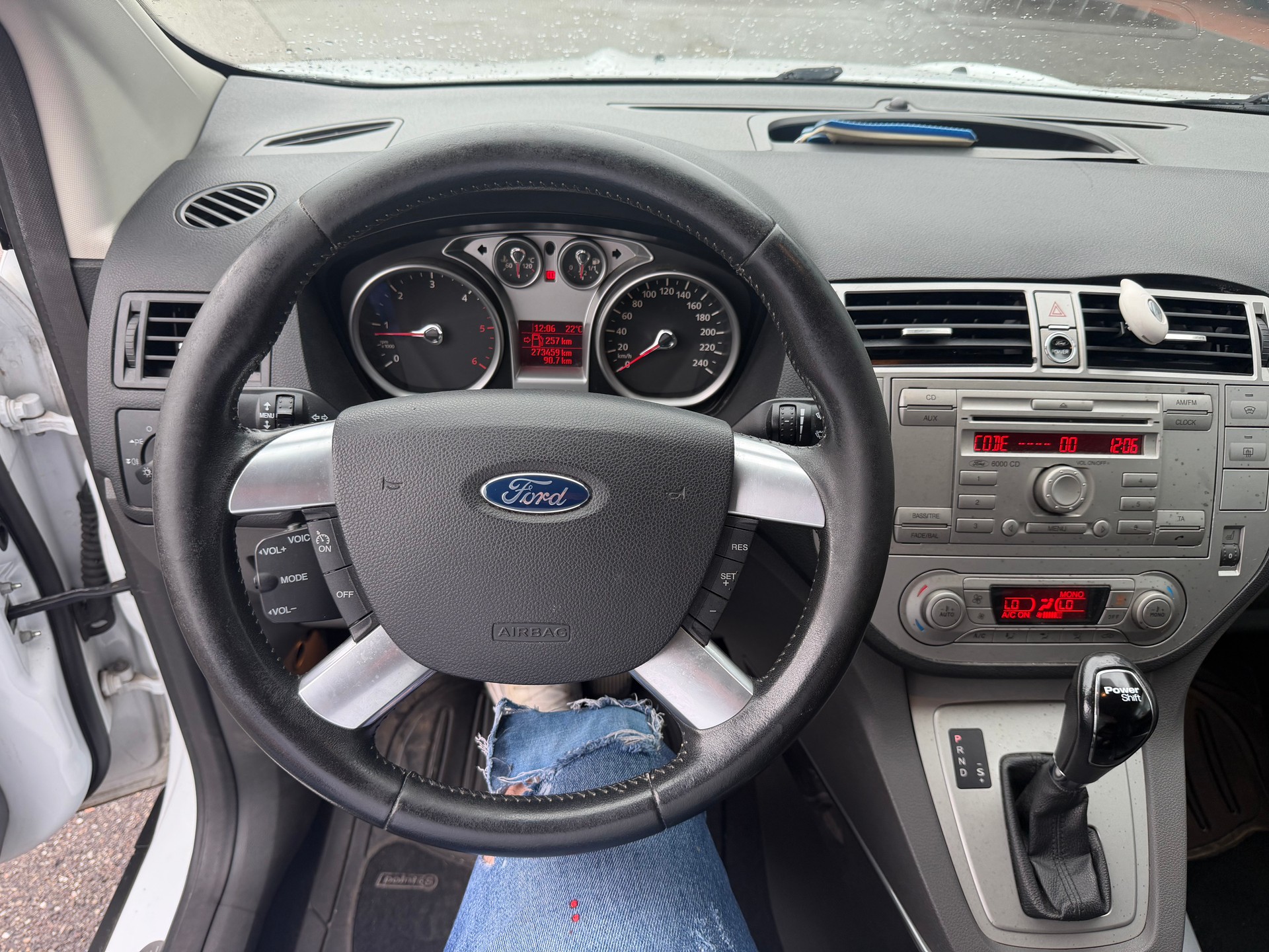 FORD Kuga 2.0 TDCi Titanium 4WD PowerShift-image-11
