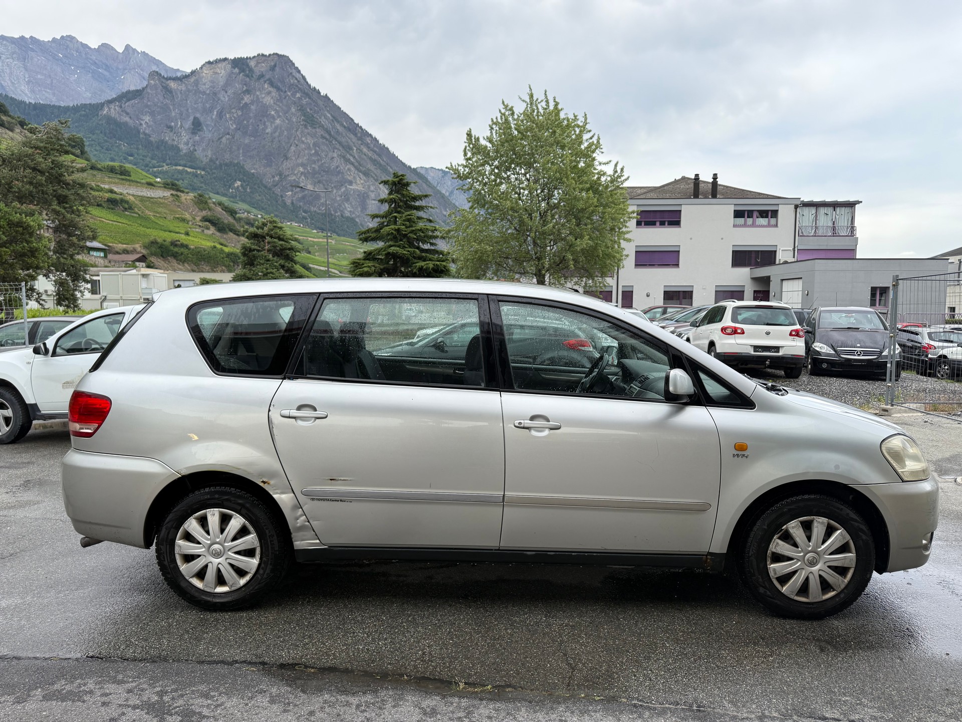 TOYOTA Avensis Verso 2.0 VVT-i Linea Terra-image-7