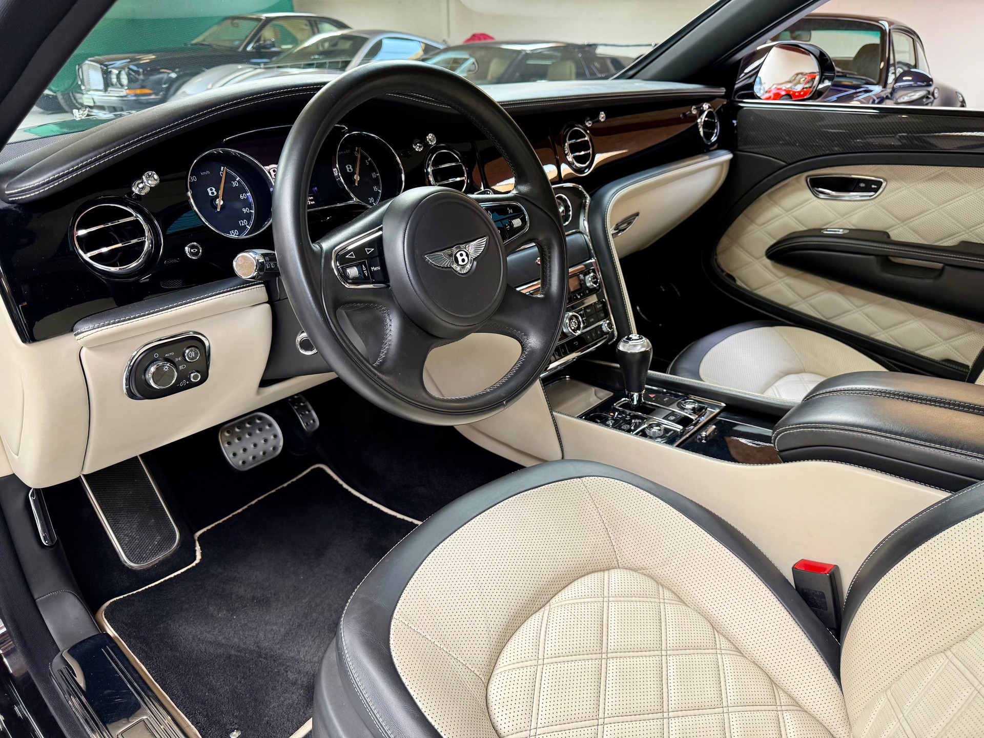 BENTLEY Mulsanne Speed-image-8