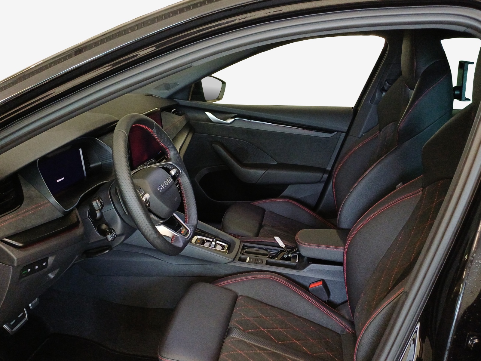 SKODA Octavia Combi 2.0 TSI DSG RS 30 Years Edition-image-7