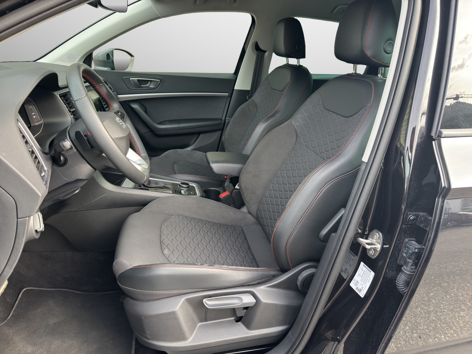 SEAT Ateca 1.5 TSI FR DSG-image-4
