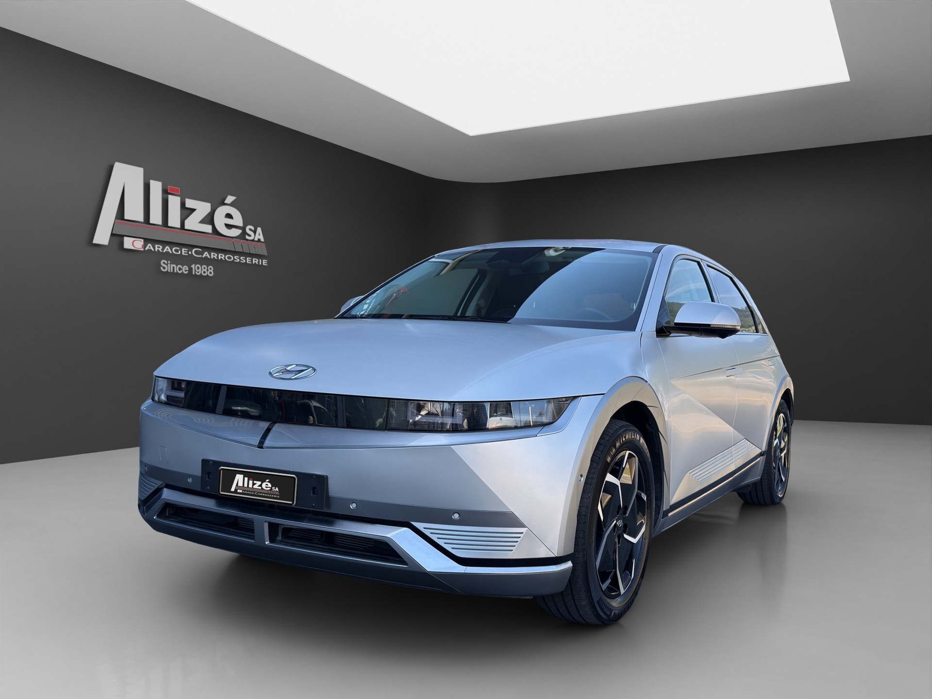 HYUNDAI Ioniq 5 72kWh Vertex 4WD-image-2