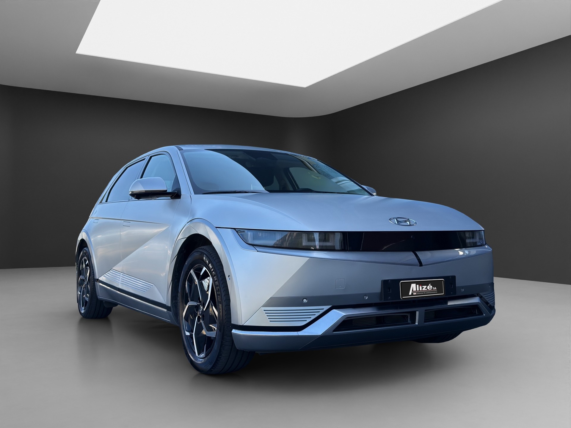 HYUNDAI Ioniq 5 72kWh Vertex 4WD-image-8