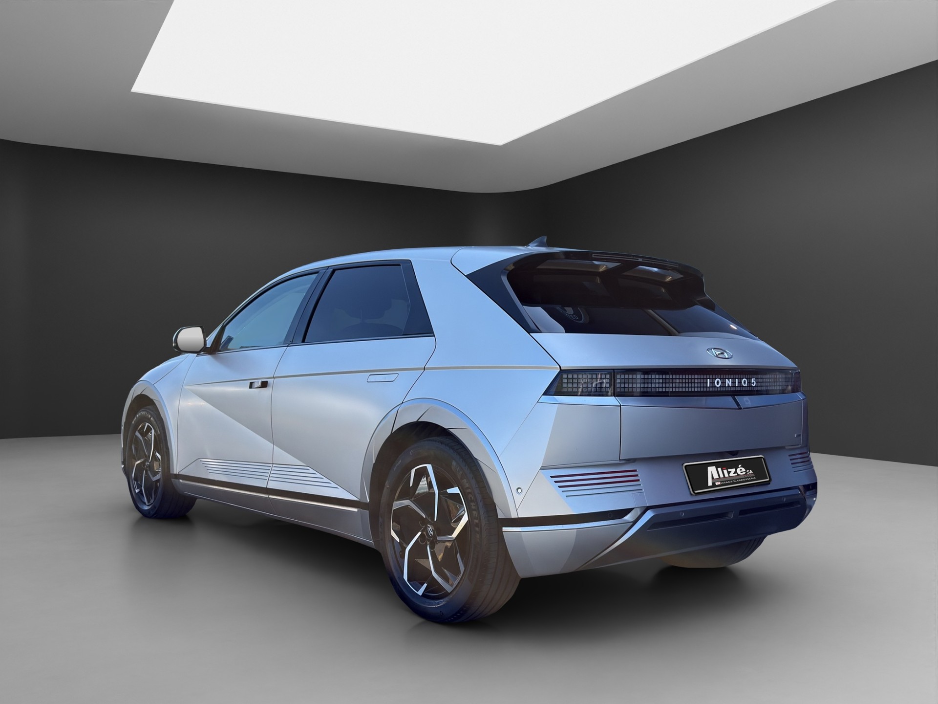HYUNDAI Ioniq 5 72kWh Vertex 4WD-image-4