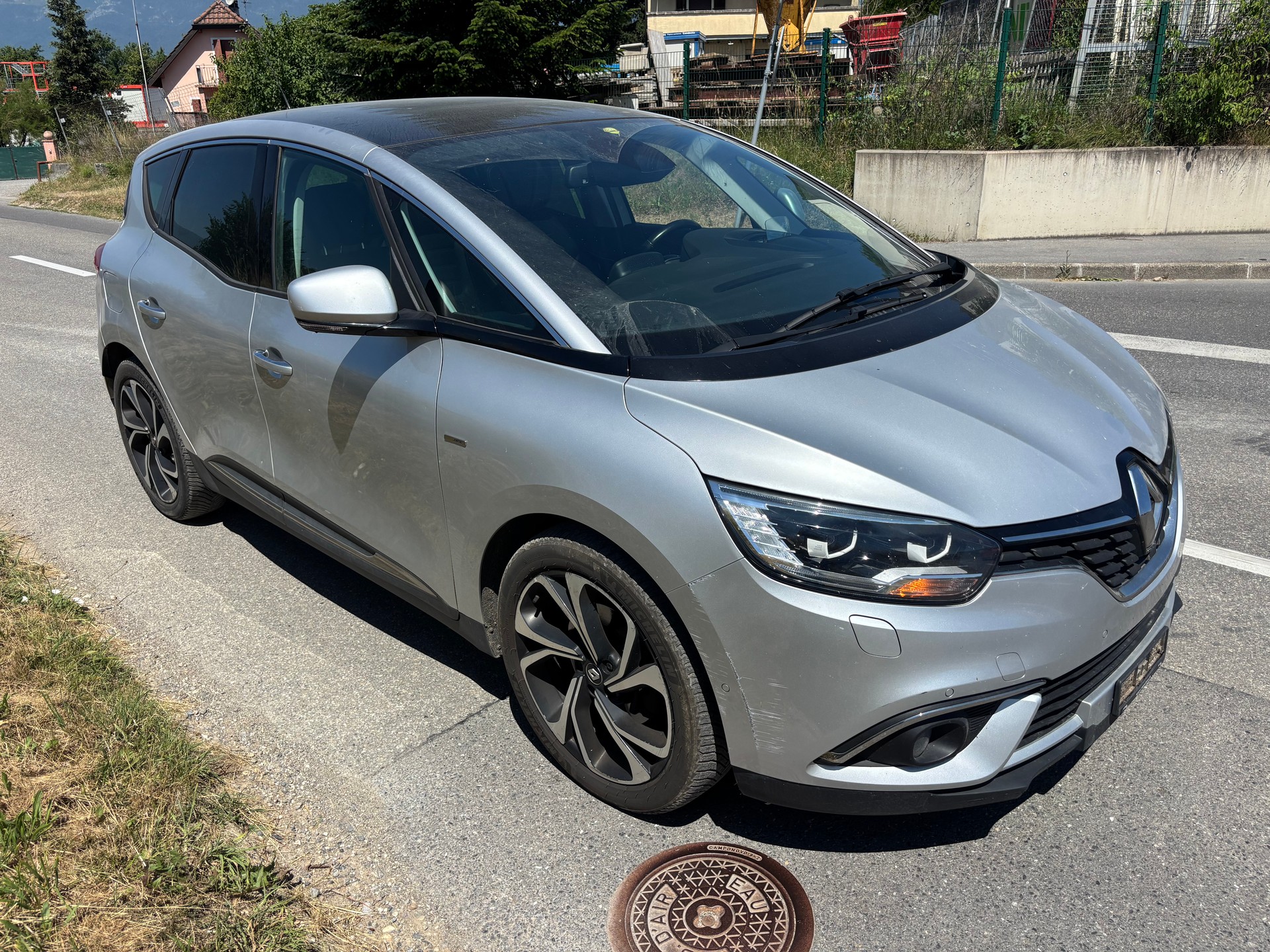 RENAULT Scénic 1.6 dCi Bose EDC-image-2