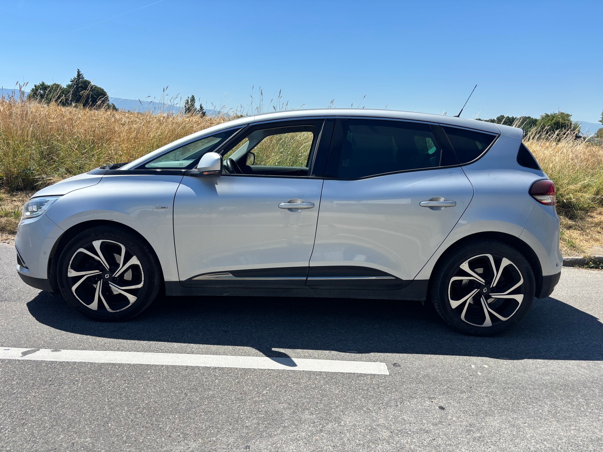 RENAULT Scénic 1.6 dCi Bose EDC-image-6