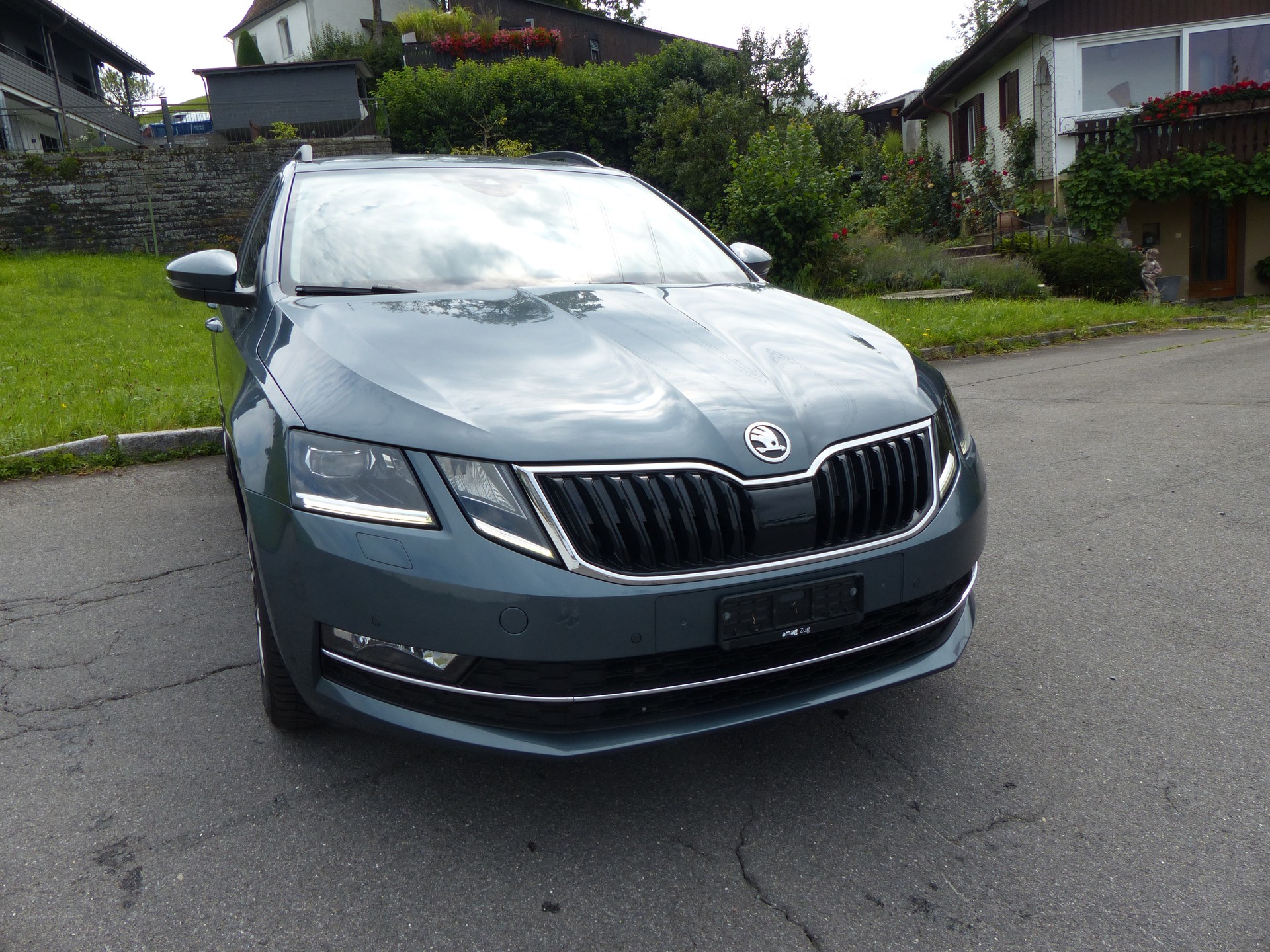 SKODA Octavia Combi 2.0 TDI Style DSG-image-4