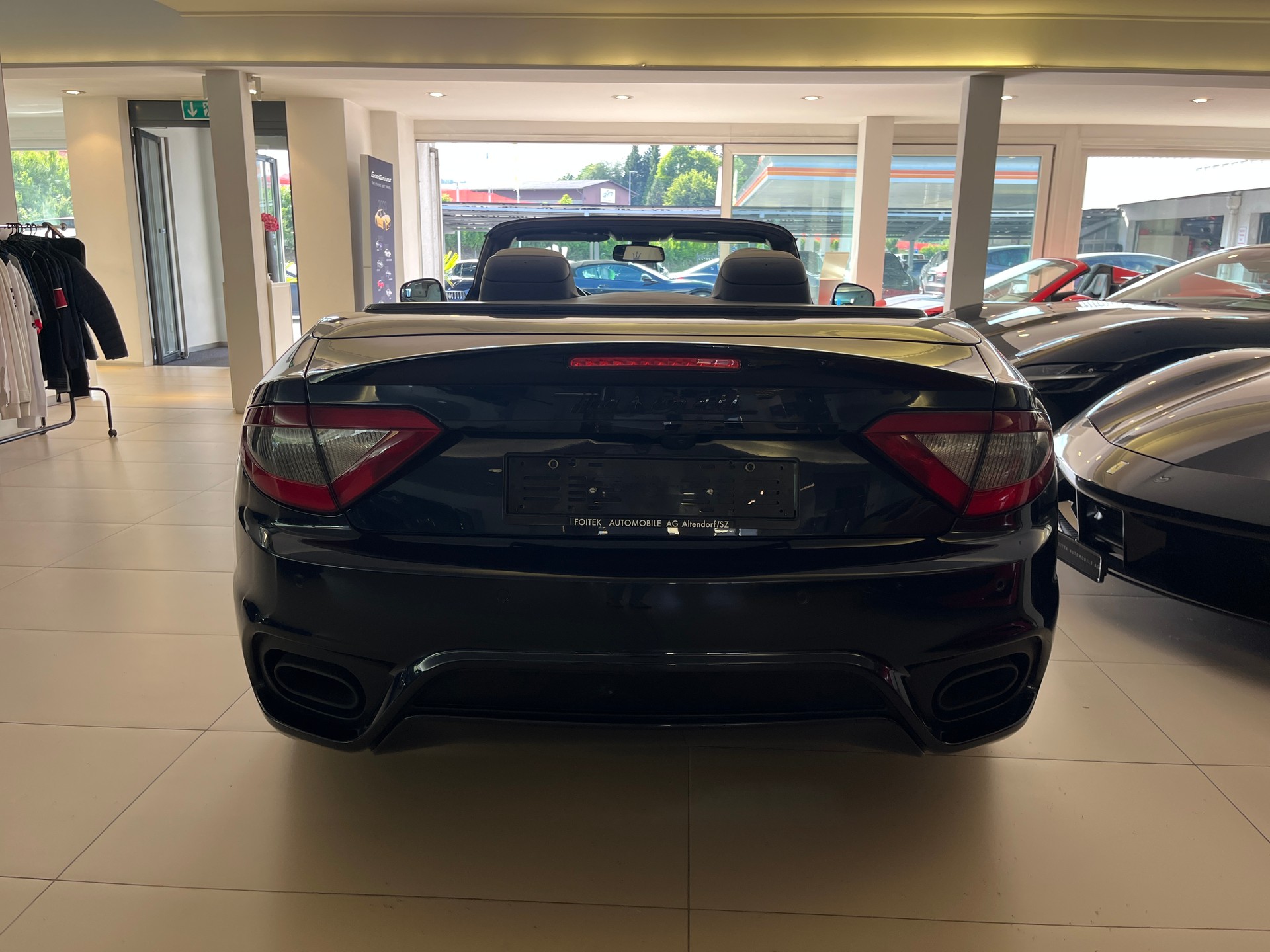 MASERATI GranCabrio Sport-image-10