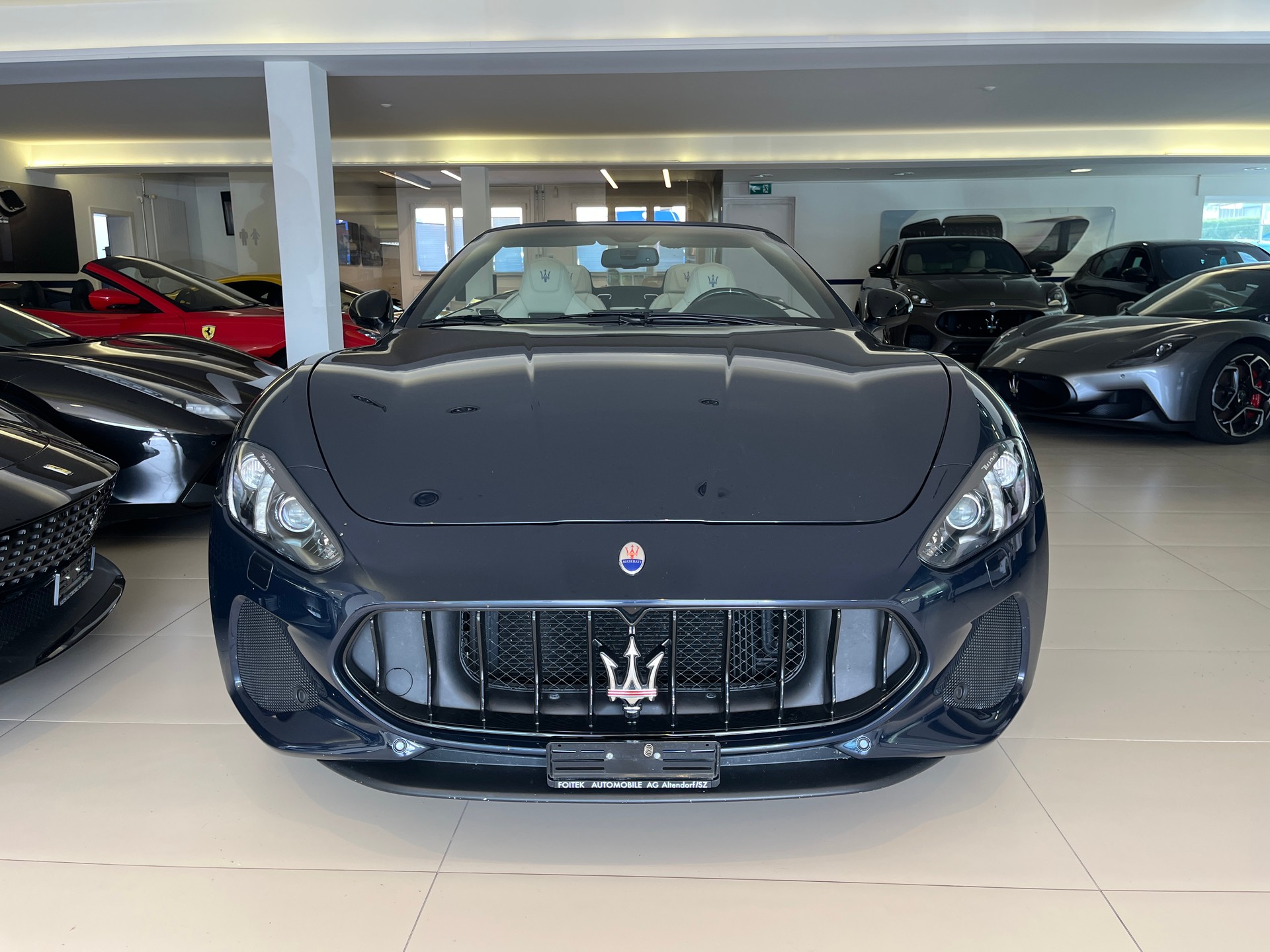MASERATI GranCabrio Sport-image-9