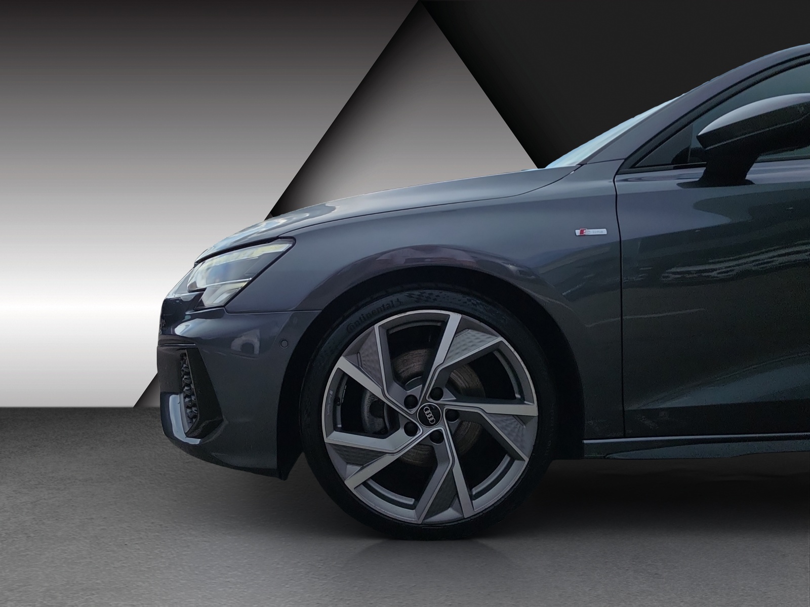 AUDI A3 Sportback 35 TFSI S line Attraction S-tronic-image-17