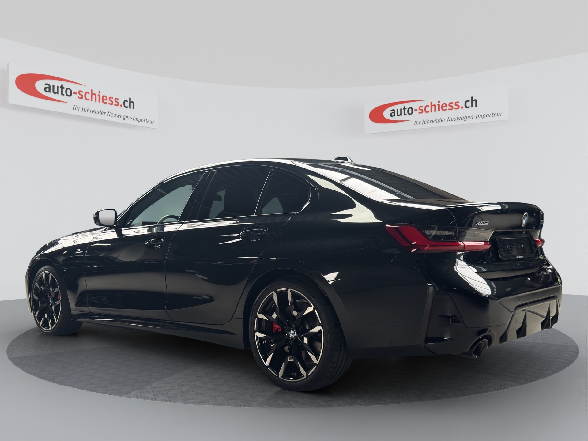 BMW 320d M Sport Pro Shadow Line xDrive 48V Steptronic-image-2