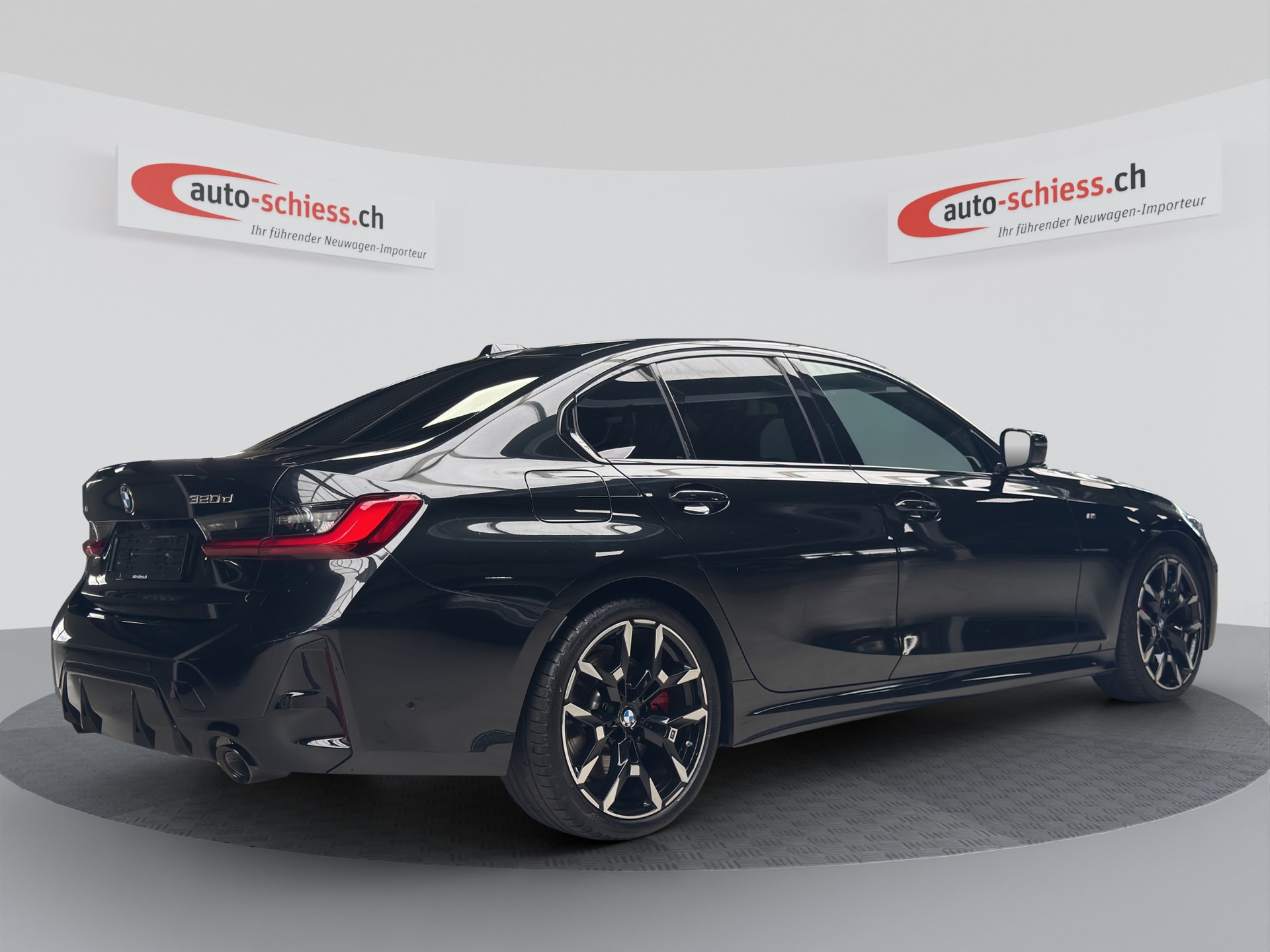 BMW 320d M Sport Pro Shadow Line xDrive 48V Steptronic-image-4