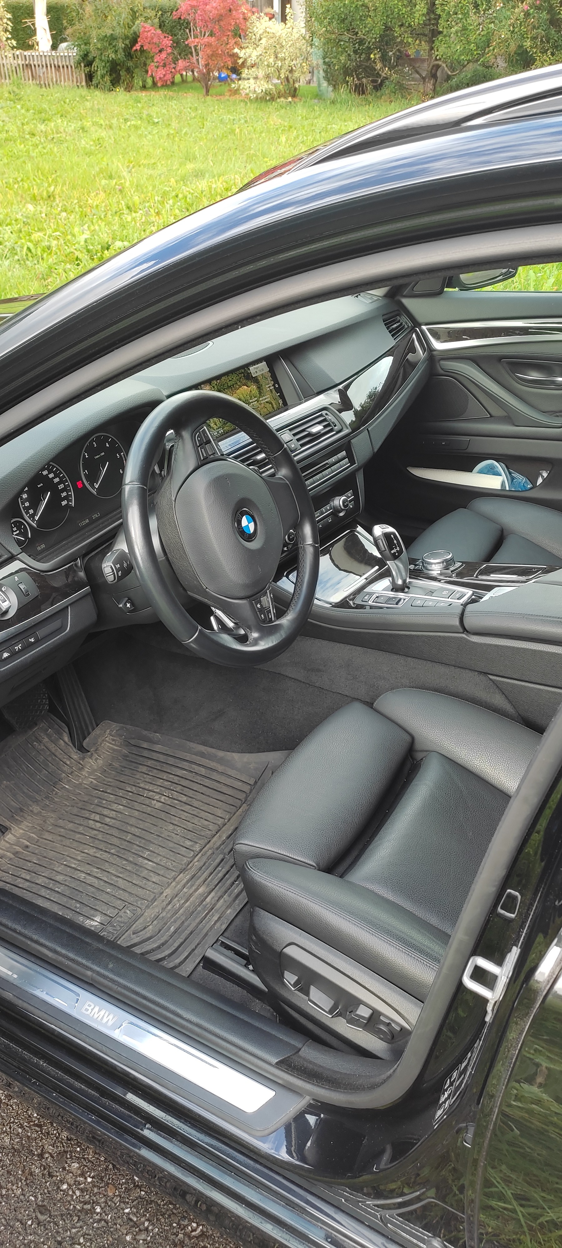 BMW 520d xDrive Luxury Ed. Touring, M-Paket-image-5