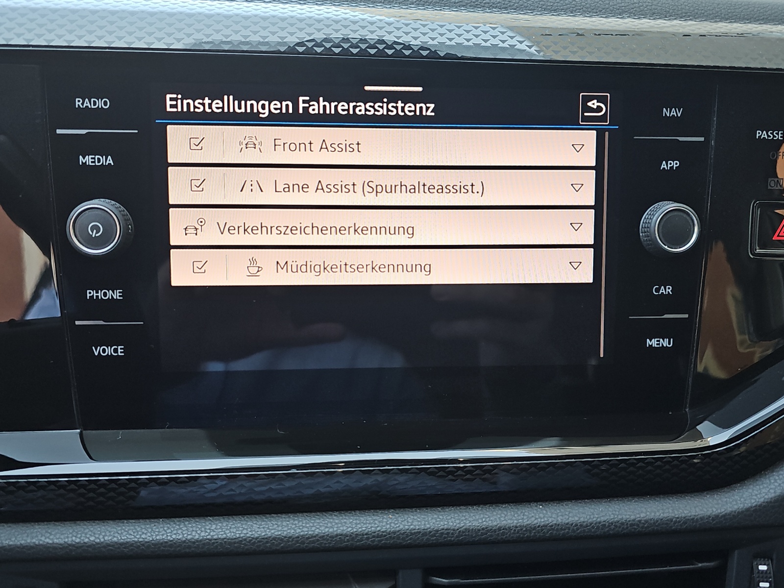 VW Taigo 1.0 TSI Life-image-14