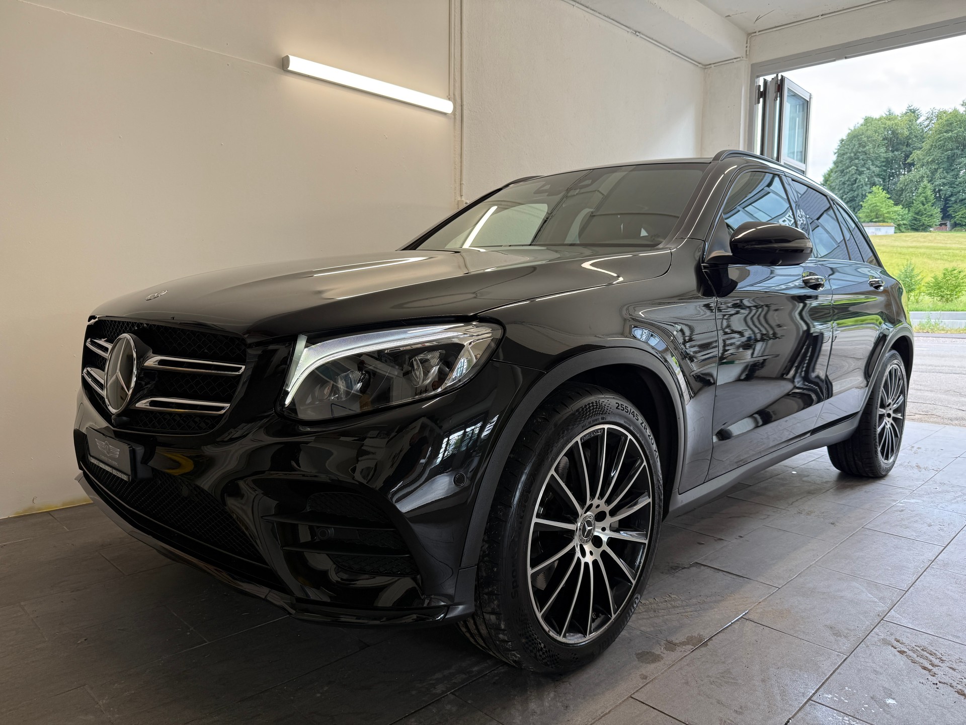 MERCEDES-BENZ GLC 250 AMG Line 4Matic 9G-Tronic Ab 380.- pro Monat-image-0