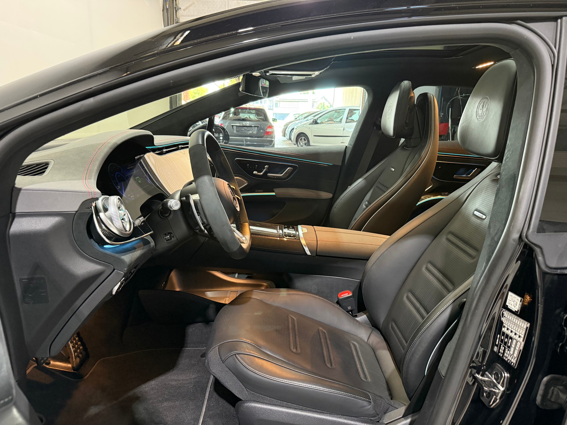 MERCEDES-BENZ EQS 53 AMG 4Matic+-image-12