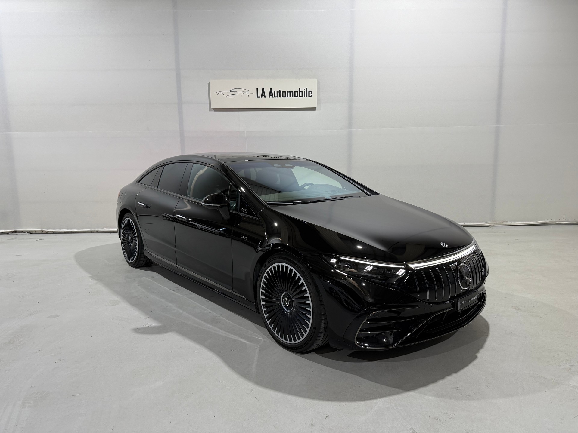 MERCEDES-BENZ EQS 53 AMG 4Matic+-image-4