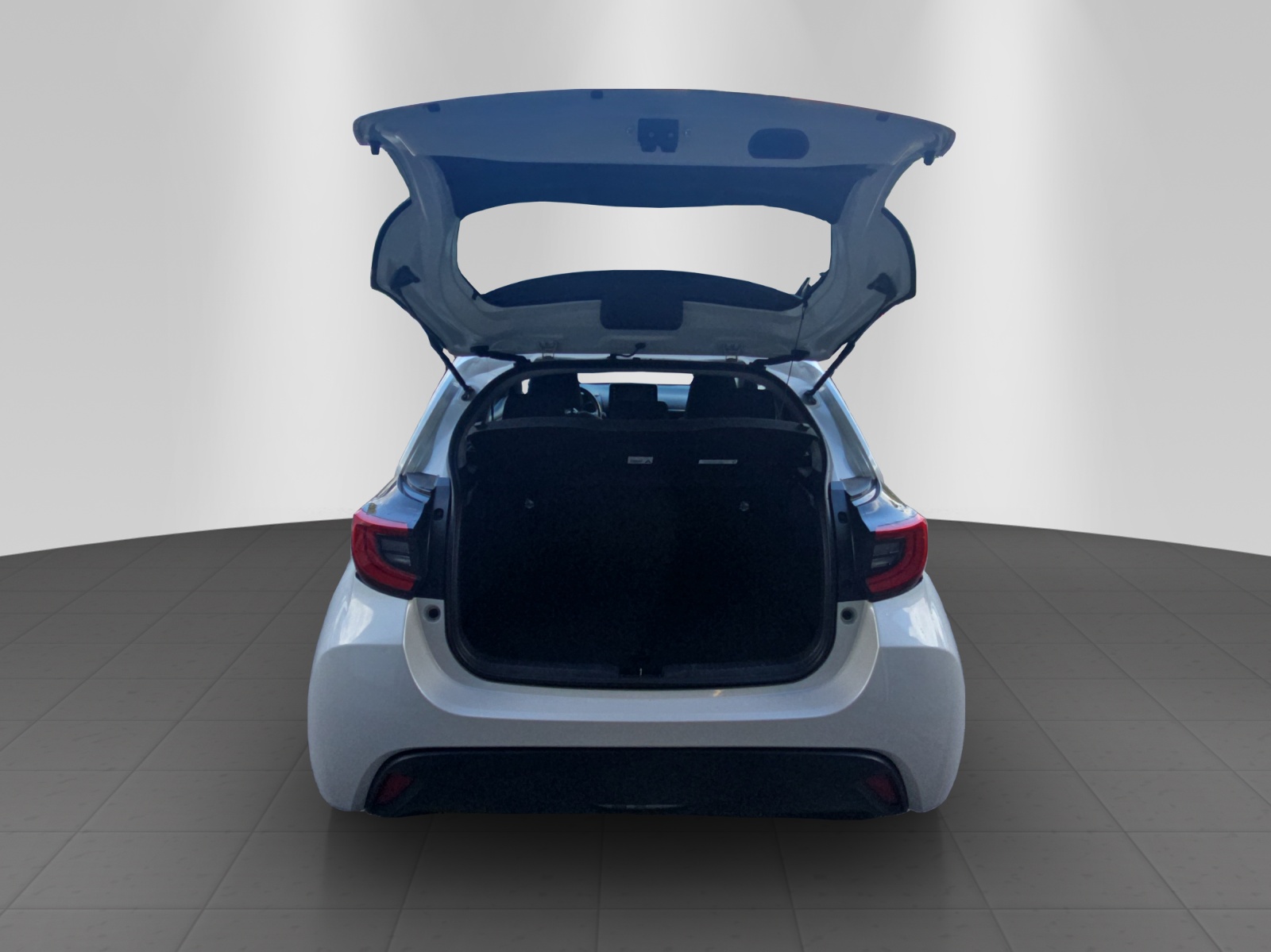 TOYOTA Yaris 1.5 VVT-i HSD Trend-image-10