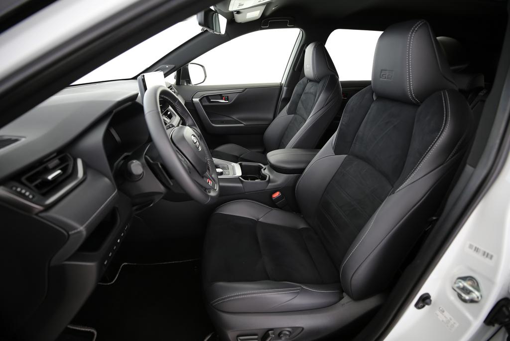 TOYOTA RAV4 2.5 HEV GR Sport-image-3