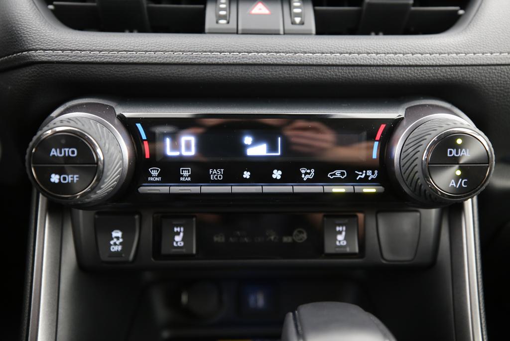 TOYOTA RAV4 2.5 HEV GR Sport-image-8