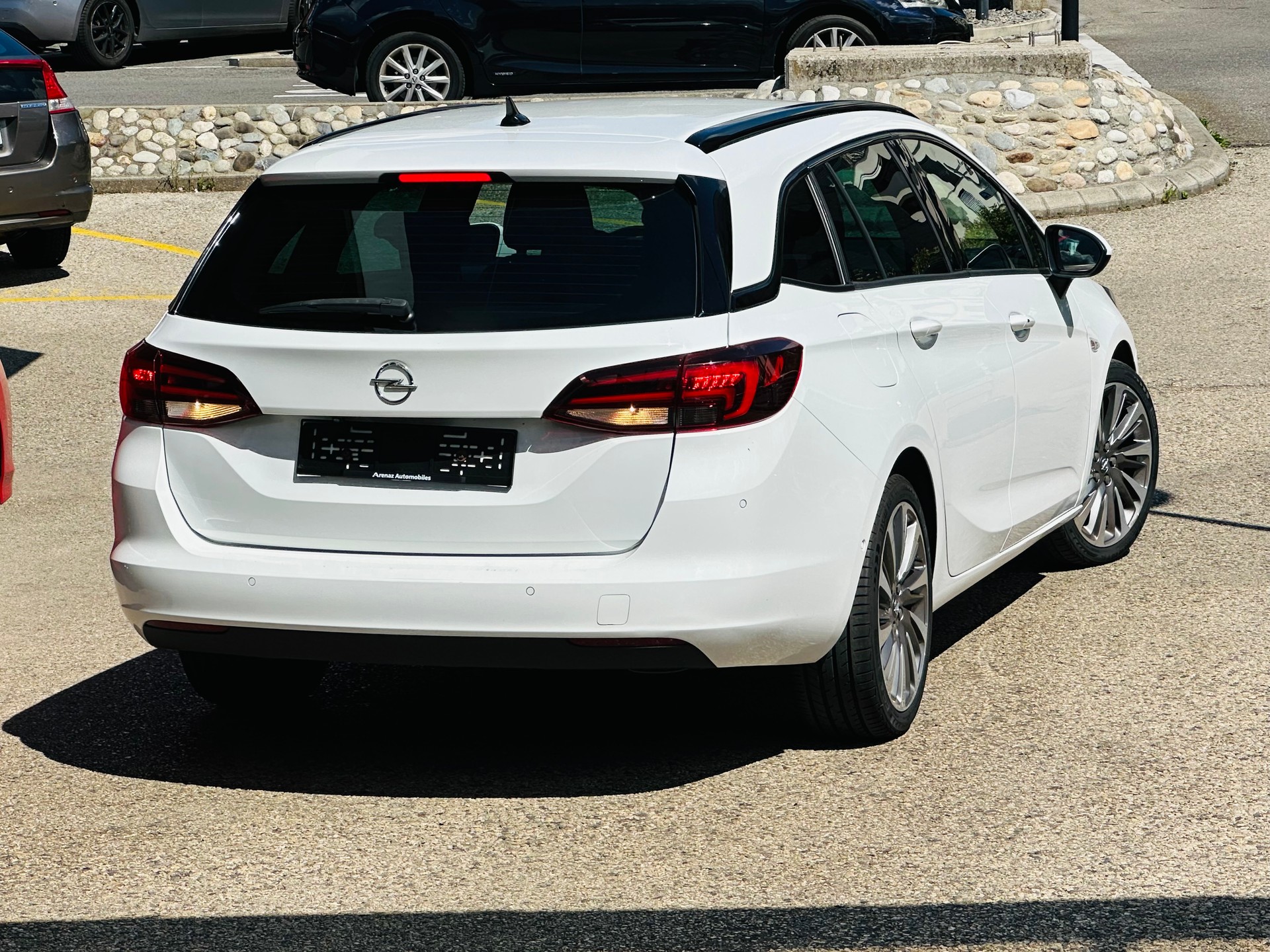 OPEL Astra Sports Tourer 1.4i Turbo Edition-image-7