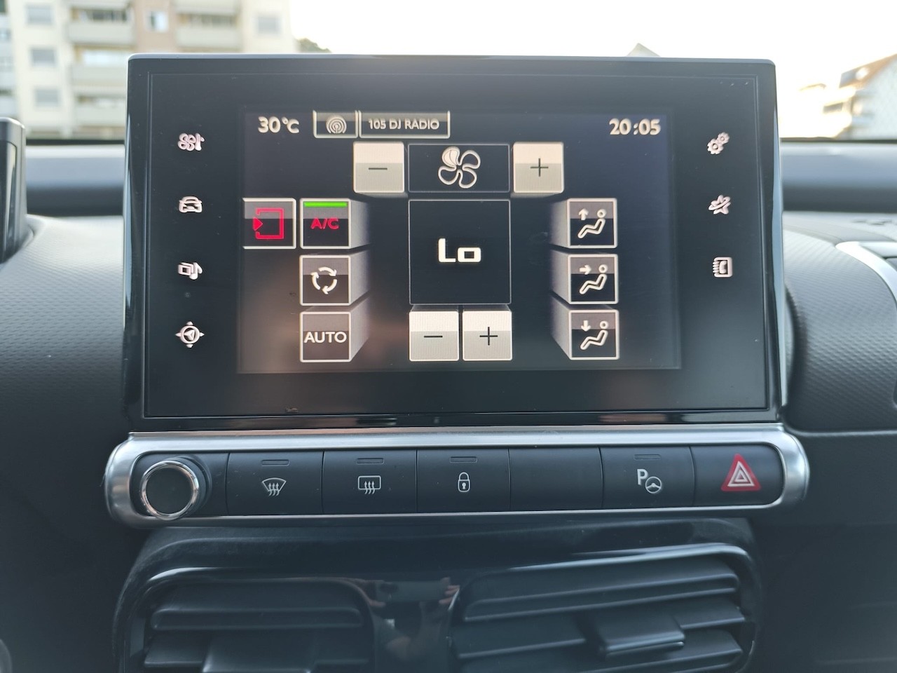CITROEN C4 Cactus 1.2 e-THP Rip Curl-image-21