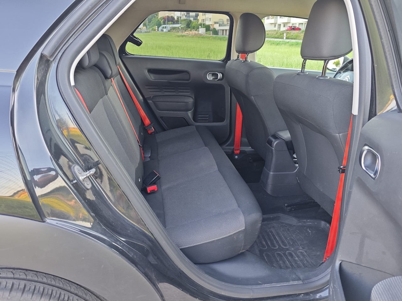CITROEN C4 Cactus 1.2 e-THP Rip Curl-image-23