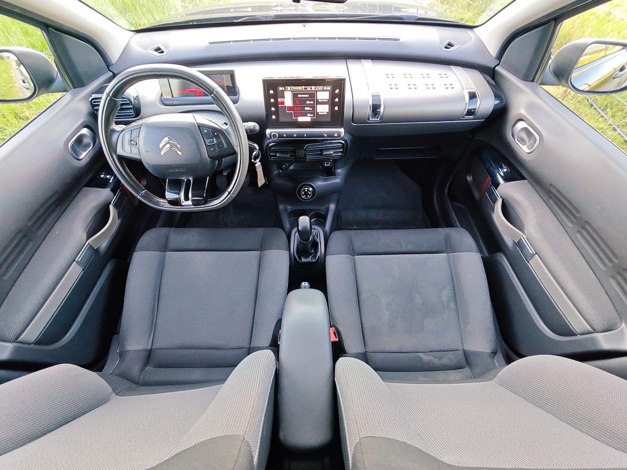 CITROEN C4 Cactus 1.2 e-THP Rip Curl-image-17
