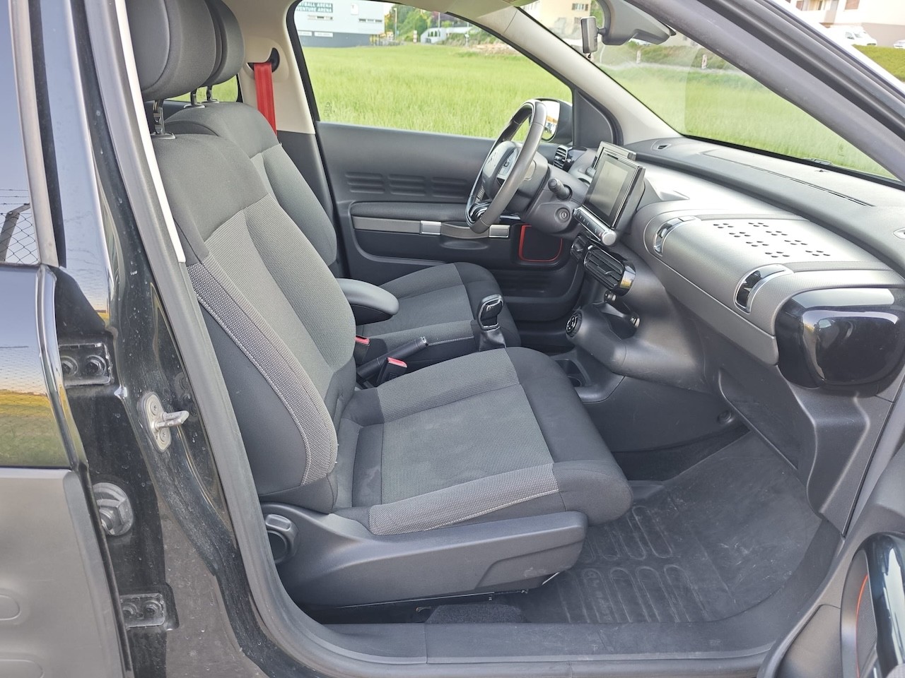 CITROEN C4 Cactus 1.2 e-THP Rip Curl-image-16
