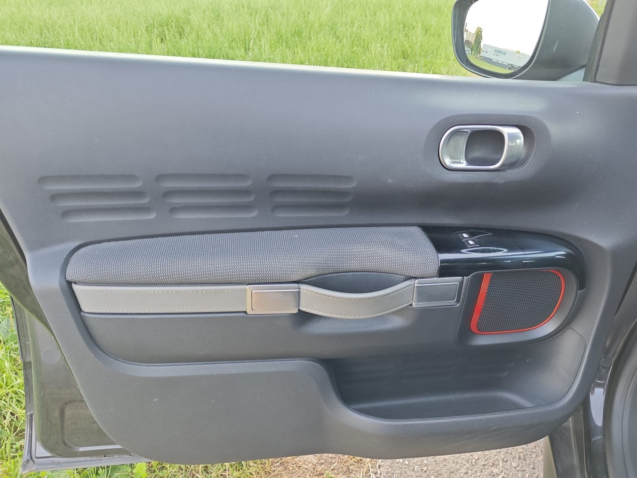 CITROEN C4 Cactus 1.2 e-THP Rip Curl-image-22